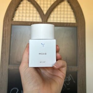 Discontinued Moab by Phlur.